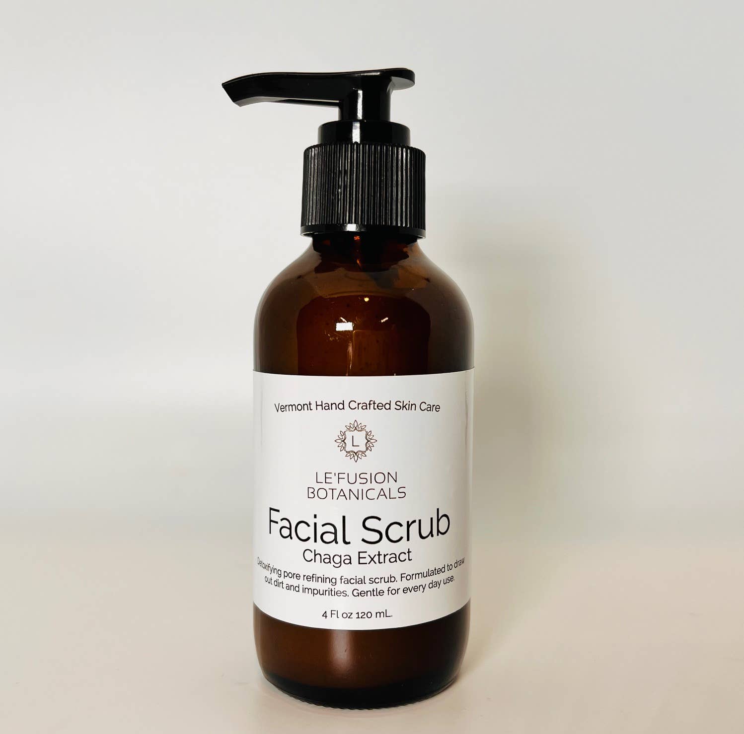 Facial Scrub by Le'Fusion Botanicals 4 fl oz